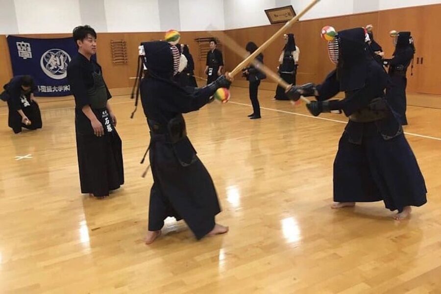 Osaka: Kendo Workshop Experience - Arriving at Shigino Kaikan in Osaka