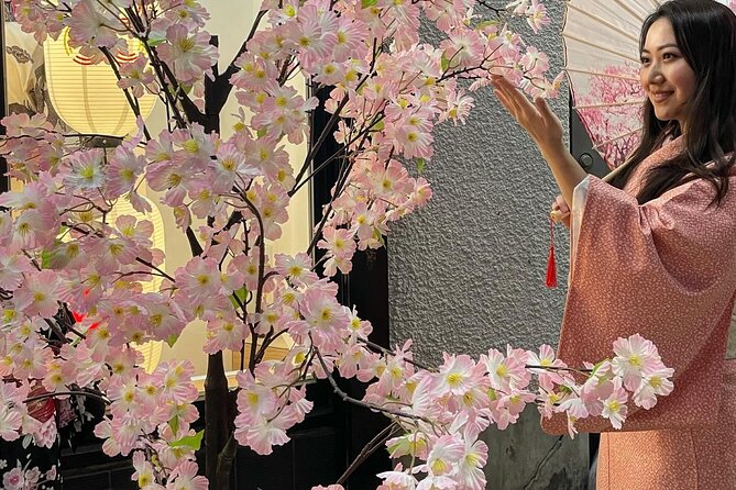 Osaka Kimono Experience – Quick Traditional Dress & Photos - Key points at a glance