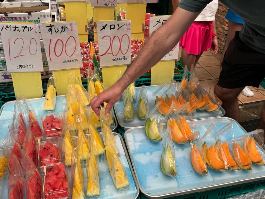 Osaka: Kuromon Market 1.5-Hour Seafood & Street Food Tour - What the guide adds beyond a market map