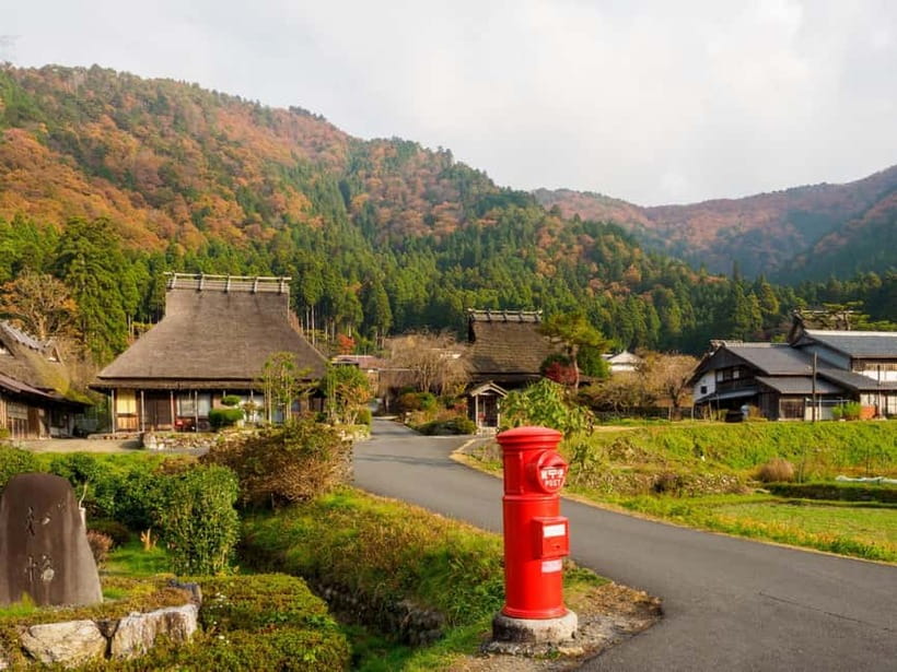 Osaka/Kyoto: Amanohashidate & Miyama Tour with Boat & Lunch - The boat ride and the seagull show