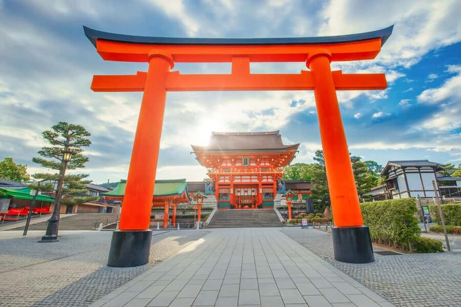 Osaka/Kyoto: Arashiyama, Nara Park, Fushimi Shrine Tour - Key points to know before booking