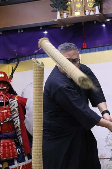 Osaka: Learn Bushido - Trial Slashing with Samurai Sword - Putting on dogi and hakama