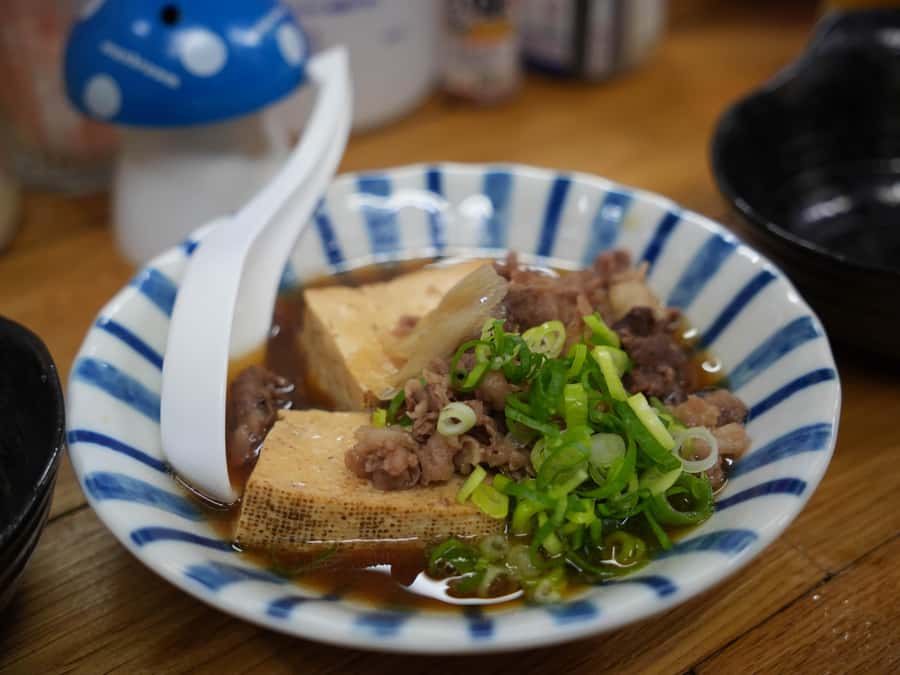 Osaka Morning Tour: Shitennoji Temple, Shinsekai &Doutonbori - Shinsekai’s retro streets and local food