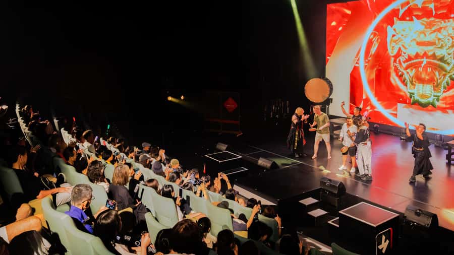 OSAKA NIGHT FUSION Japanese Taiko Kabuki Samurai Dance Show - What kind of show is Osaka Night Fusion?