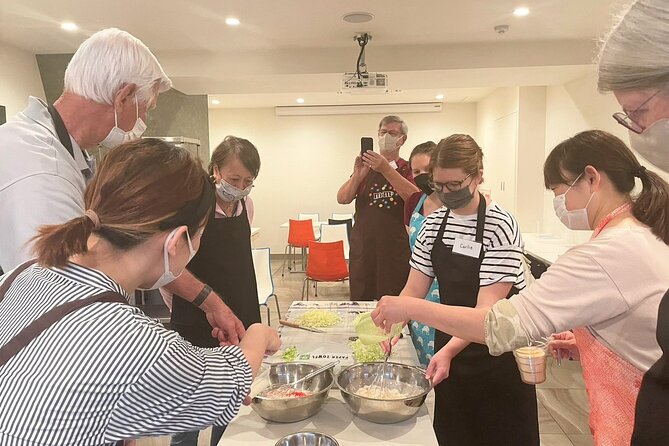 Osaka Okonomiyaki Cooking Experience! - Who will enjoy this class most?