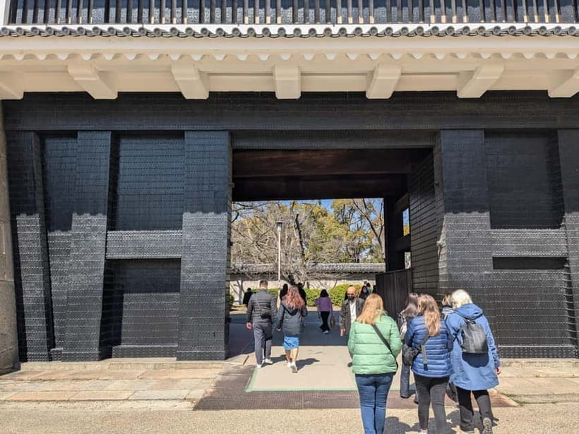 Osaka: Osaka Castle Guided Tour with Local Guide - Simple ways to prepare