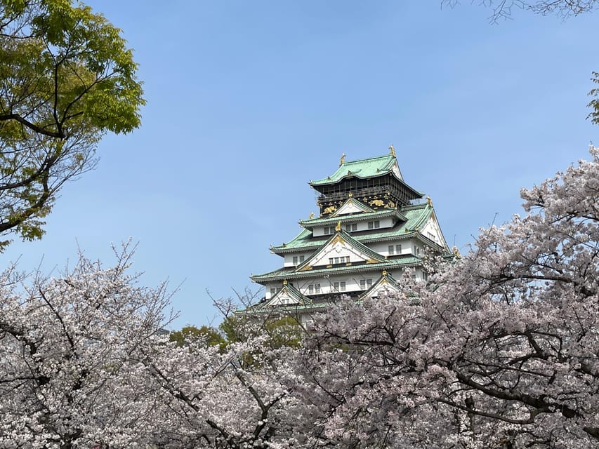 Osaka: Osaka Castle & Historical Museum Guided Tour - Walking from the museum to Osaka Castle