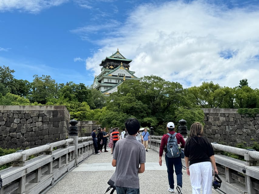 Osaka: Osaka Castle & Historical Museum Guided Tour - Inside the Osaka Castle Main Tower Museum