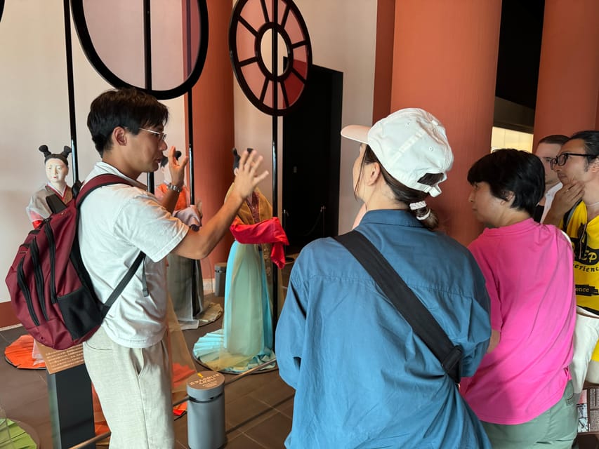 Osaka: Osaka Castle & Historical Museum Guided Tour - The guide quality is the main reason to book