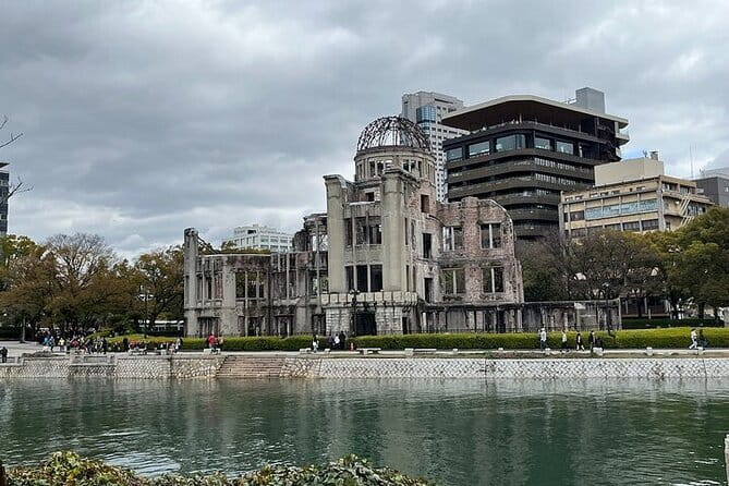 Osaka: Osaka Castle Tower Private Guided Tour in 90 Minutes - Timing, Tickets, and Cancellation