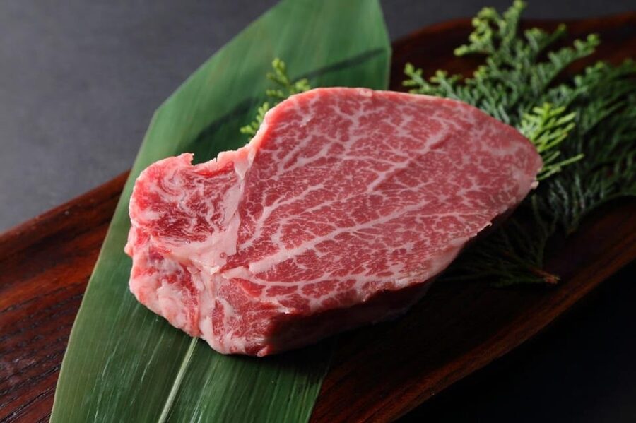 Osaka: Premium Wagyu Yakiniku at Nikuoroshi Mannoya Bettei - The three course menus