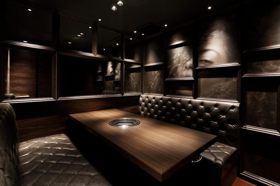 Osaka: Premium Wagyu Yakiniku at Nikuoroshi Mannoya Bettei - Practical details that affect your evening