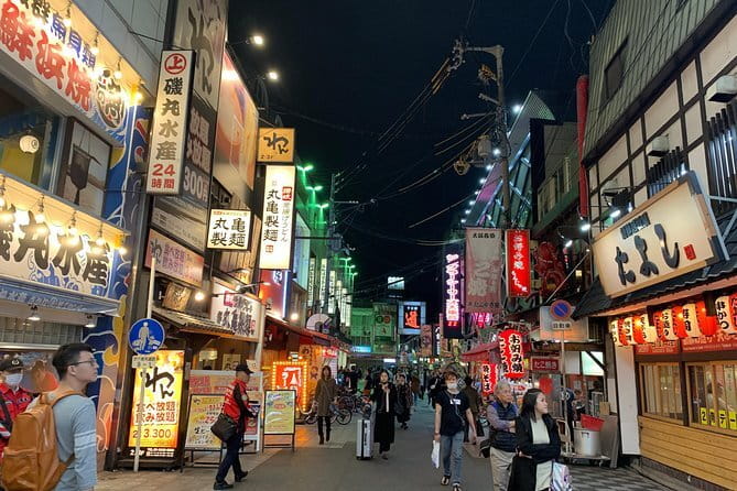 Osaka: Private Food Tour & Bar Hopping in Namba - Ukiyo Koji and the small details between meals