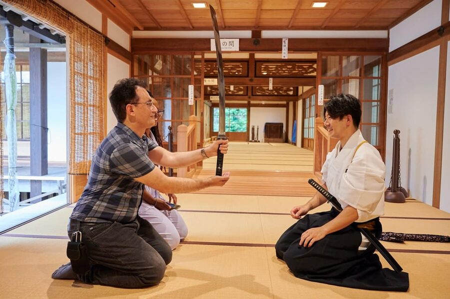 Osaka: Private Samurai Experience - Train with Sword Master - Learning the Basic Sword Movements