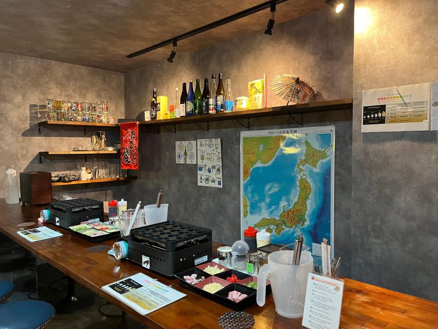 Osaka Sake Tasting with Takoyaki Cooking - Tasting more than 10 Japanese sakes