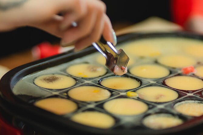 Osaka Street Food Festival :Takoyaki&Okonomiyaki for Families - Timing, meeting point, and practical details