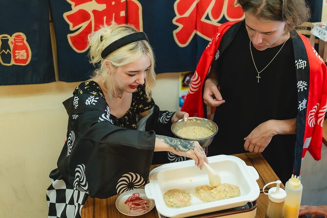 Osaka Street Food Festival :Takoyaki&Okonomiyaki for Families - Making takoyaki on a real teppan grill