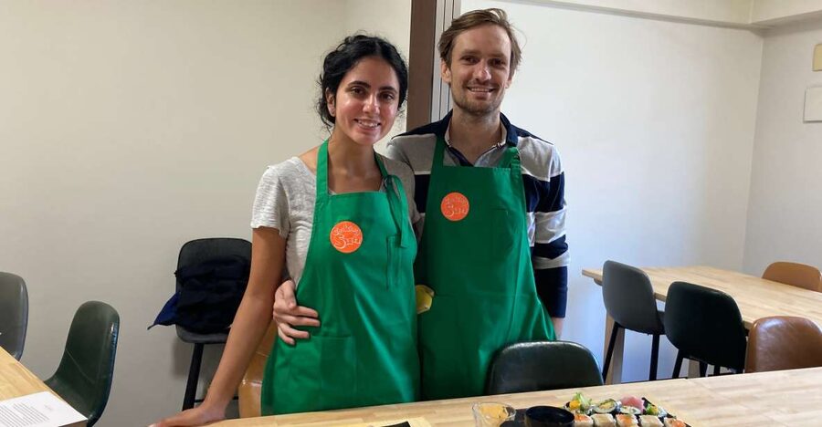 Osaka: Sushi Class in Dotonbori - Salad rolls: an easy start with plenty of color
