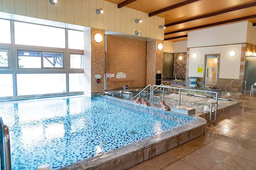 Osaka: Tennen Onsen Naniwa-no-Yu, the famous hot spring spa - The view from the 8th floor