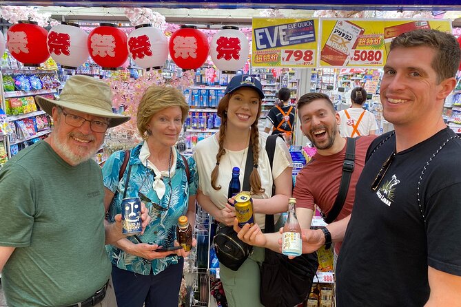 PRIVATE 6hr, Food tour from Osaka Castle, Kuromon, Dotonbori. - Osaka Castle, from samurai power to city views