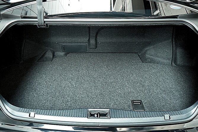 Private arrival Transfer from Kansai airport to Osaka city - The price: convenience rather than the cheapest route