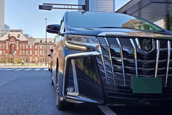 Private arrival transfer from Osaka Itami International airport to Kyoto City - Communication and driver support