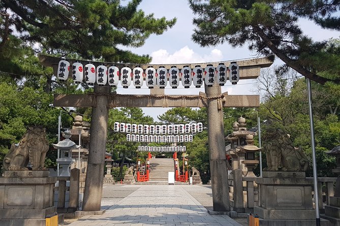 Private Car Full Day Tour of Osaka Temples, Gardens and Kofun Tombs - Shinsekai: A Short Walk Through Old Osaka
