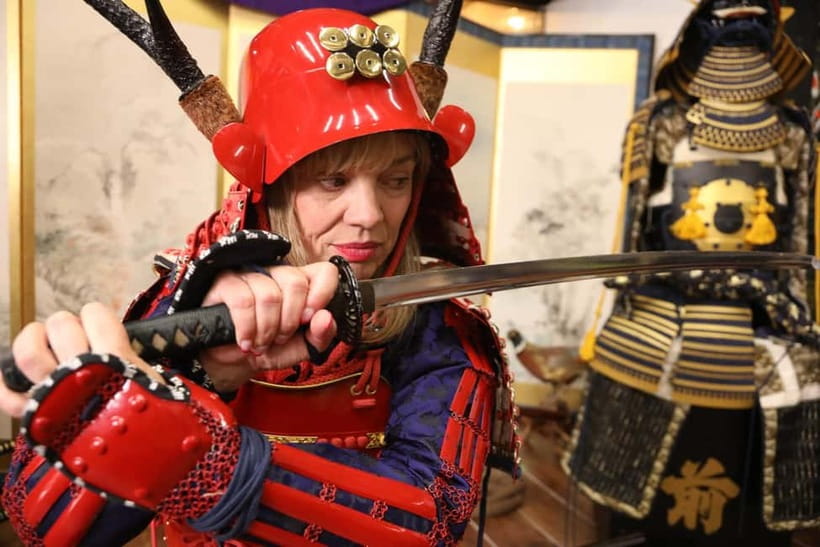 Samurai Armor & Sword experience with phot near Osaka Castle - What this Osaka samurai session is really about