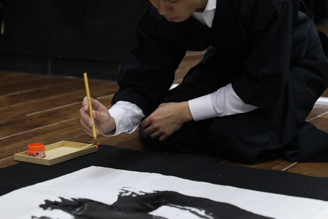Samurai Calligraphy:Final brushstrokes of a lifetime before a War - Why the empty paper is part of the art