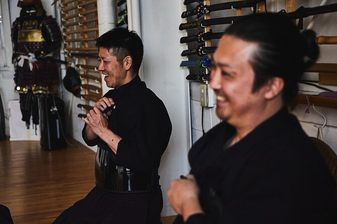Samurai Training Experience KENDO in Osaka - The supervised match at the end