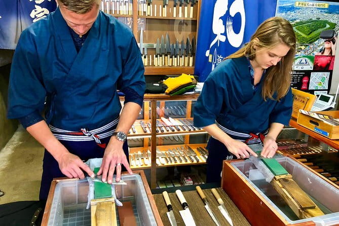 Sharpen Japanese Knives in Osaka - Key points at a glance