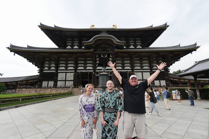 Shore Excursion: Full Day Private Nara Tour from Osaka /Kobe port - Lunch and the middle of the day