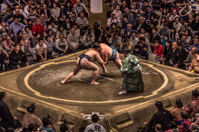 Sumo Tournament Experience in Osaka - Key points before you book