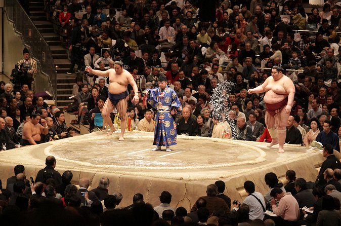 Sumo Tournament Experience in Osaka - Who will enjoy this experience most?