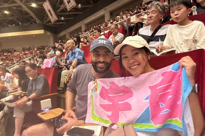 Sumo Wrestling Tournament Chair Seats & Expert Guide | Osaka Mar - Who will get the most from this experience