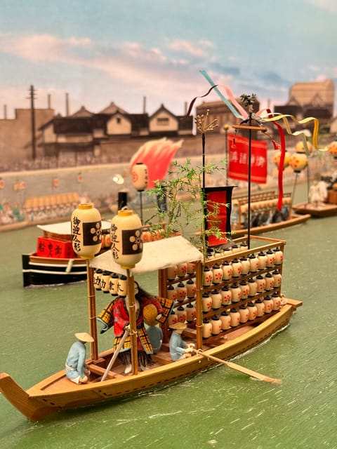 (Ticket Included) Explore Osaka Castle & Museum of History - The Museum of History and the Naniwa Palace models