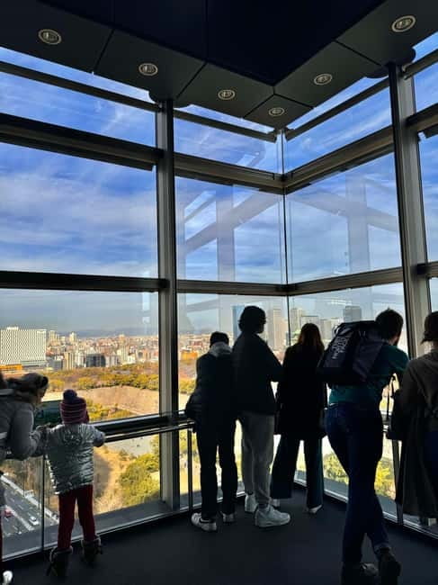 (Ticket Included) Explore Osaka Castle & Museum of History - Views from the 8th-floor observation deck