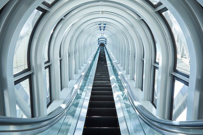 Umeda Sky Building & Kuchu Teien Observatory Ticket in Osaka - Who will enjoy this experience most?
