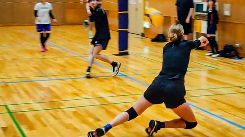 Volleyball in Osaka, Kobe & Kyoto with locals! - Key points at a glance
