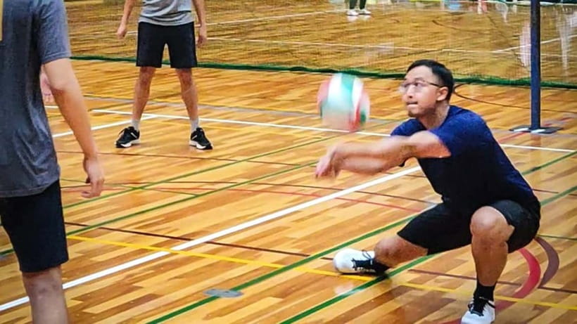 Volleyball in Osaka, Kobe & Kyoto with locals! - Timing, cancellations, and the small details
